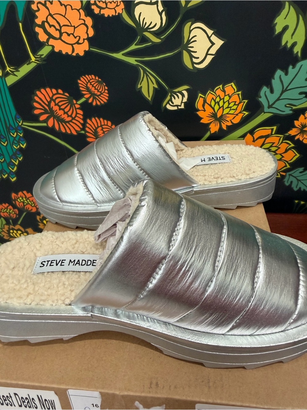 Steve Madden Chex Silver Metallic Puffer Platform Slides Size 6 - Picture 5 of 9